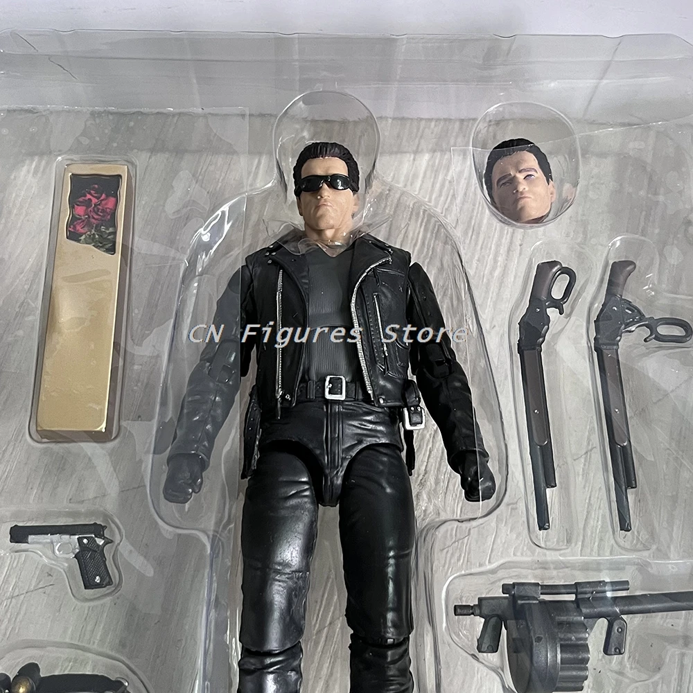 Mafex Terminator 2 Judgement Day Figure Mafex No.199 T-800 Arnold
