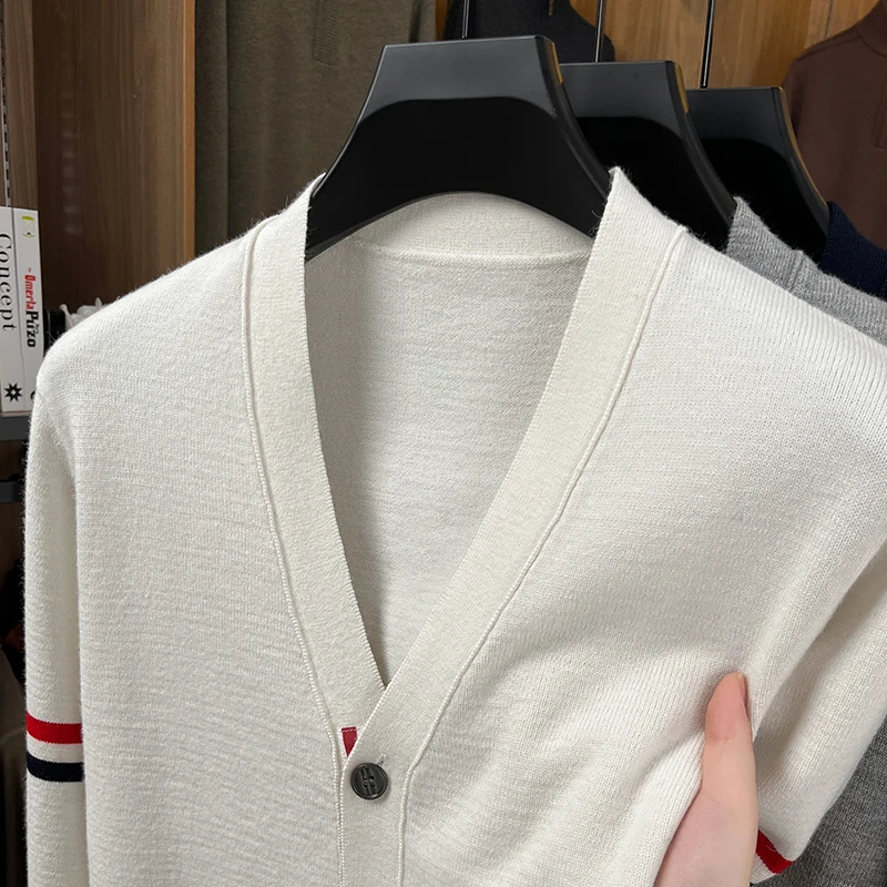 Autumn Winter Men New Long-Sleeved Knitted Cardigan True Pocket Single-Breasted Comfort Knitwear Casual Fashion Men's Clothing