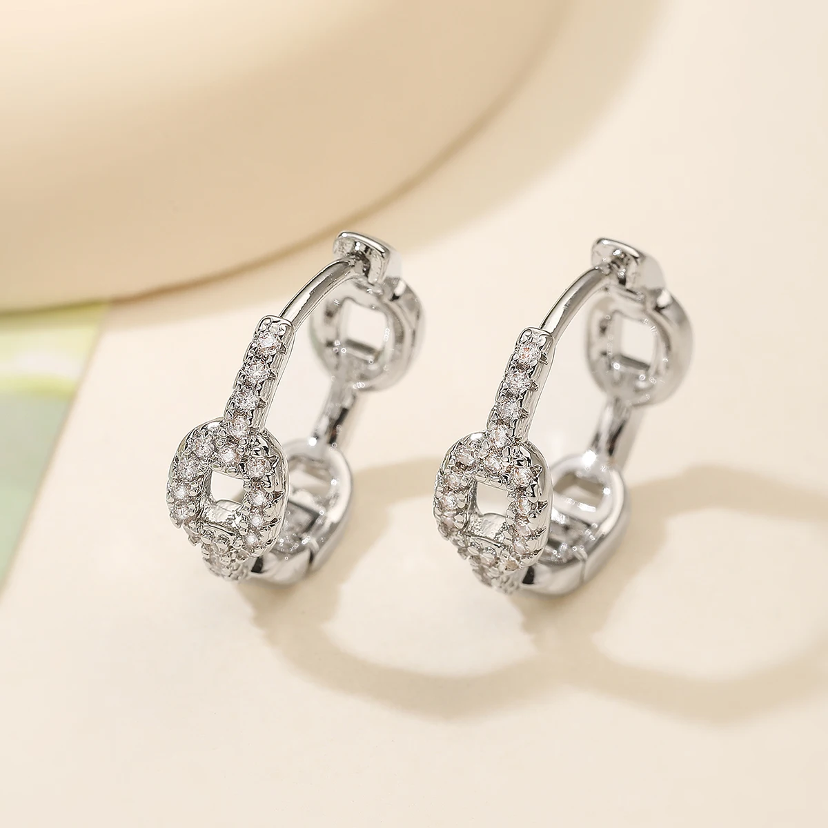 NEWBUY Bling Bling AAA CZ Zircon Inlay Hollow Design Geometric Hoop Earrings For Elegant Women Party Jewelry
