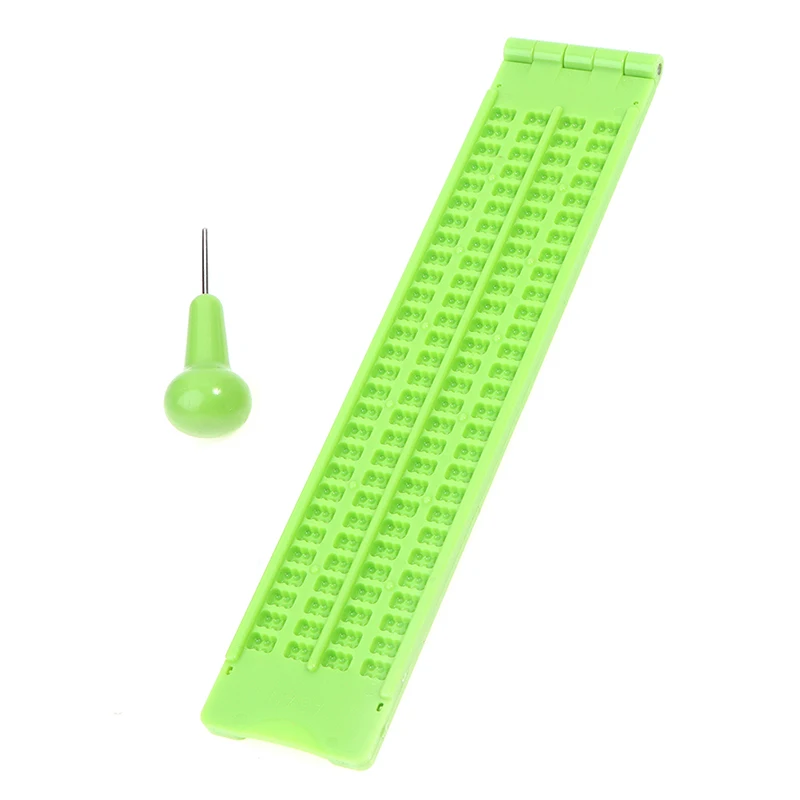 Plástico Braille Escrita Ardósia, Portátil Cuidado Visão Prático com Stylus, Escola Aprendizagem Verde Ferramenta Acessório