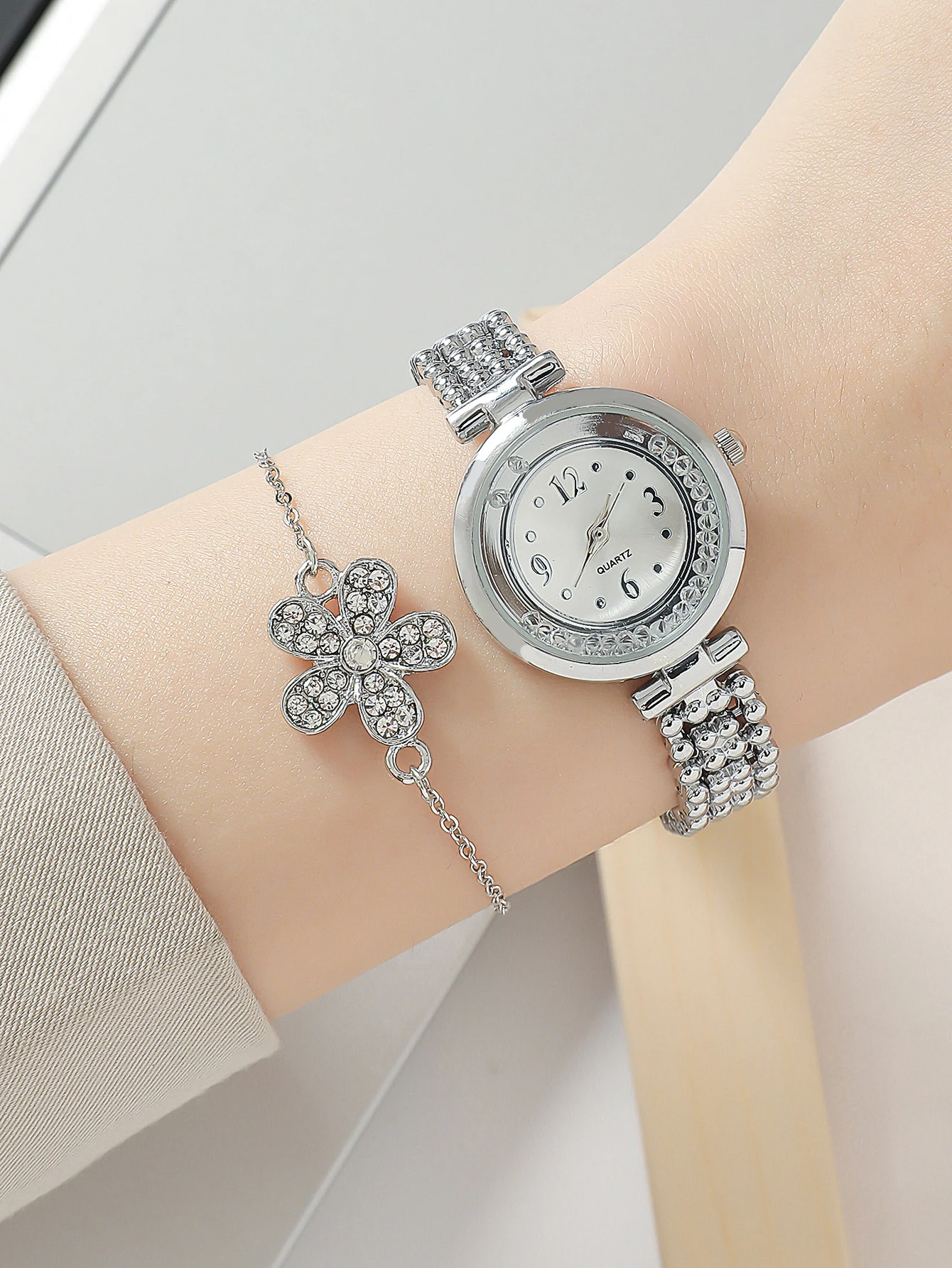 A Silver Stylish Lady With Rhinestone Quartz Bracelet Watch And A Plum Bracelet Accessory. Can Be Used In Daily Life