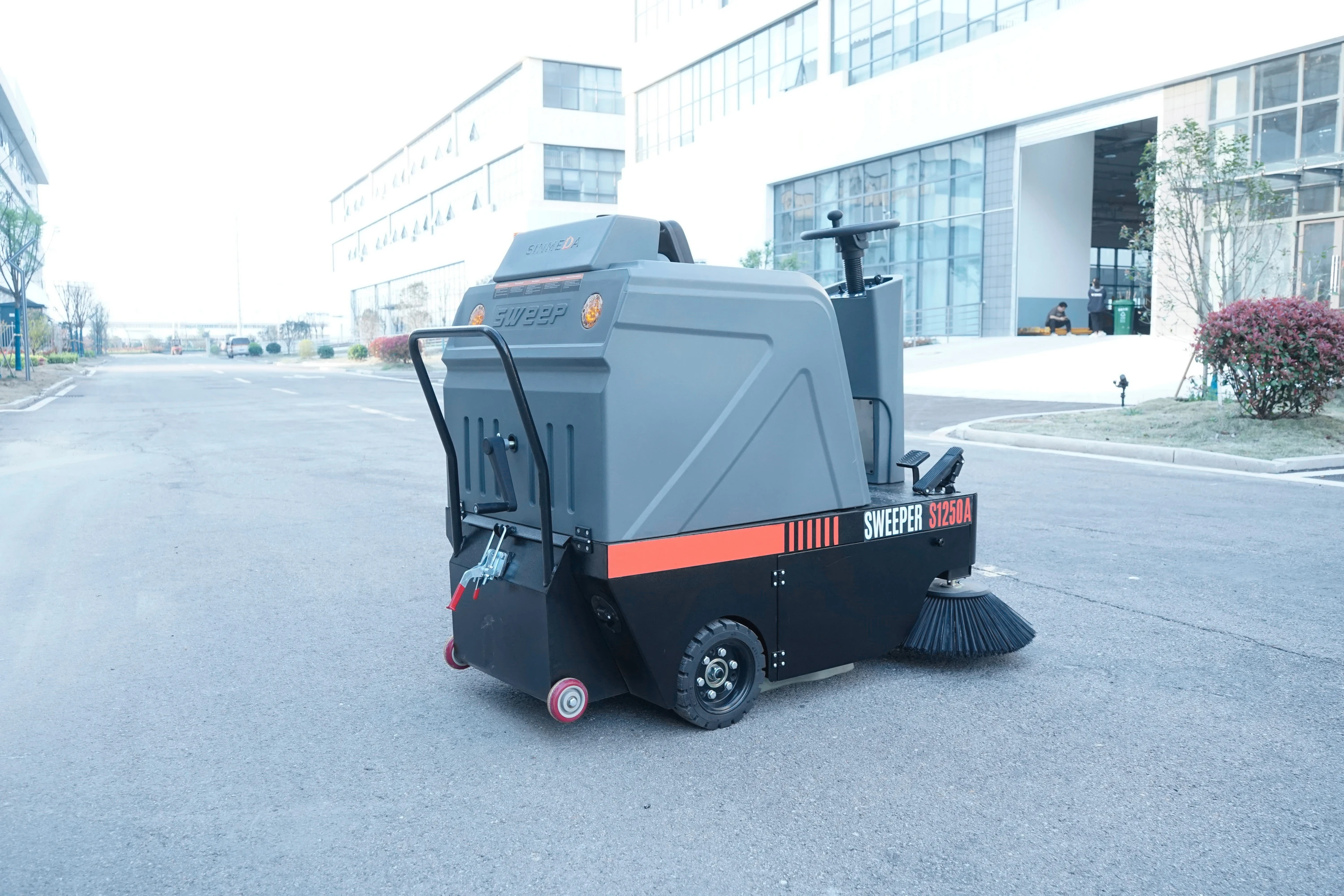 Machine Industrial Use with Floor Sweeper & Plastic Electric Fuel Dual-Brush Automatic & Battery-Powered Ride Sweeper