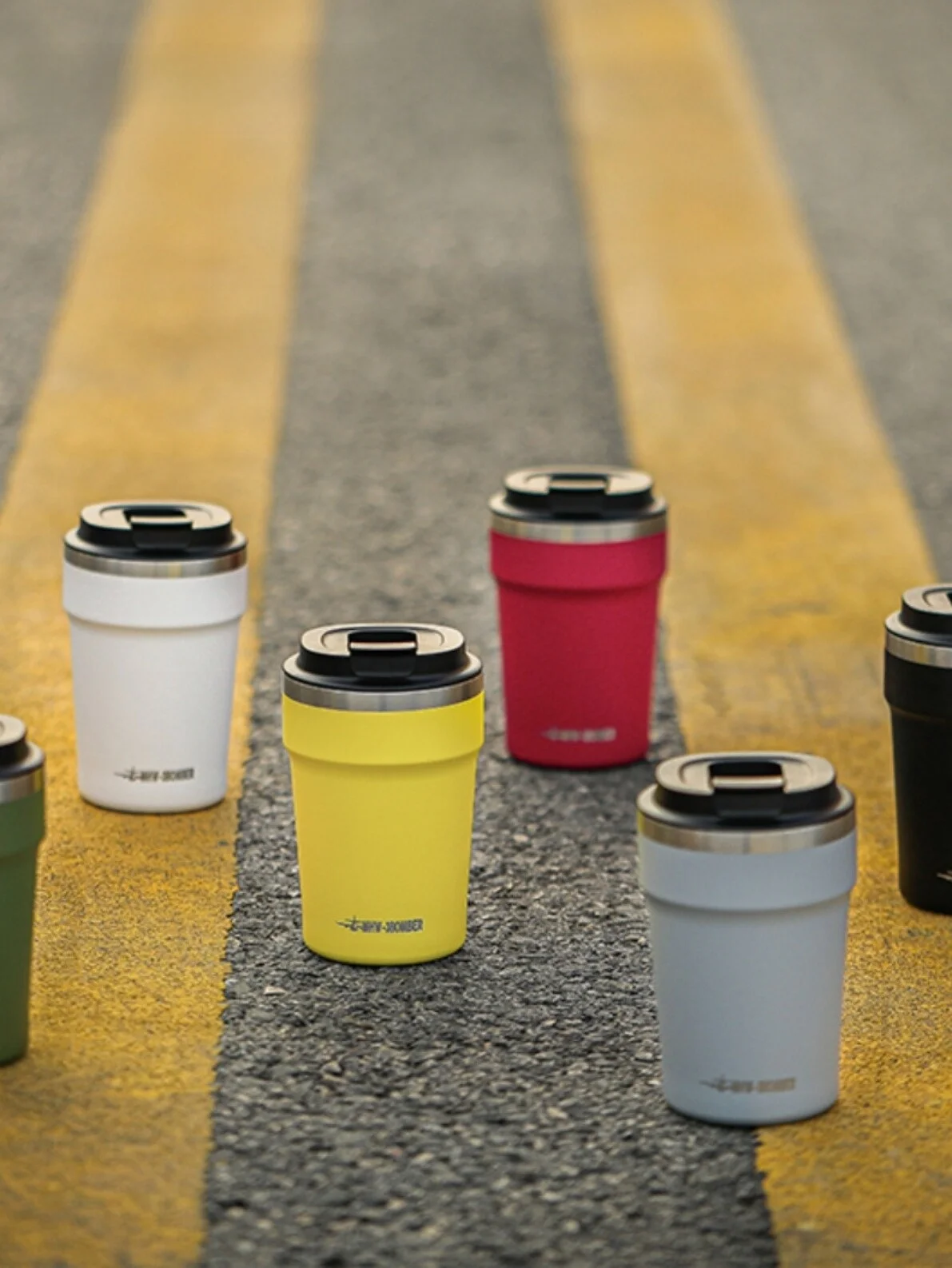 mhw-bomber-portable-stainl-steel-coffee-cup-thermal-insulation-car-mounted-follow-up-water-bottle-japanese-sle-pure-color