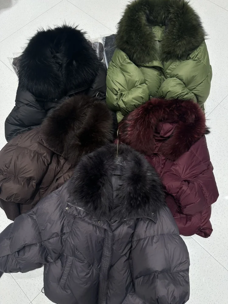 المرأة متماسكة كم رقيق سترة منفوخة كبيرة ريال الراكون الفراء طوق أسفل معطف الإناث فضفاضة موضة جديدة سميكة الملابس الدافئة