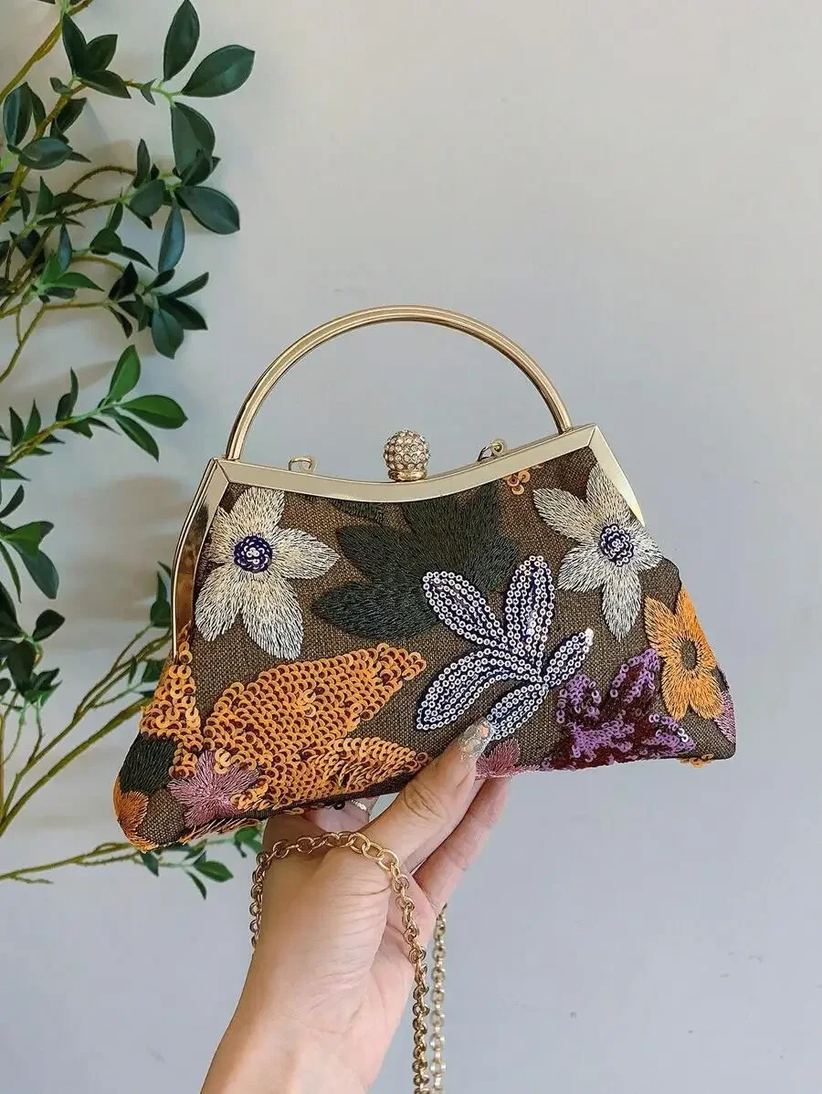 

Embroidered Floral Sequin Patchwork Retro Clutch Bag For Women Evening Party