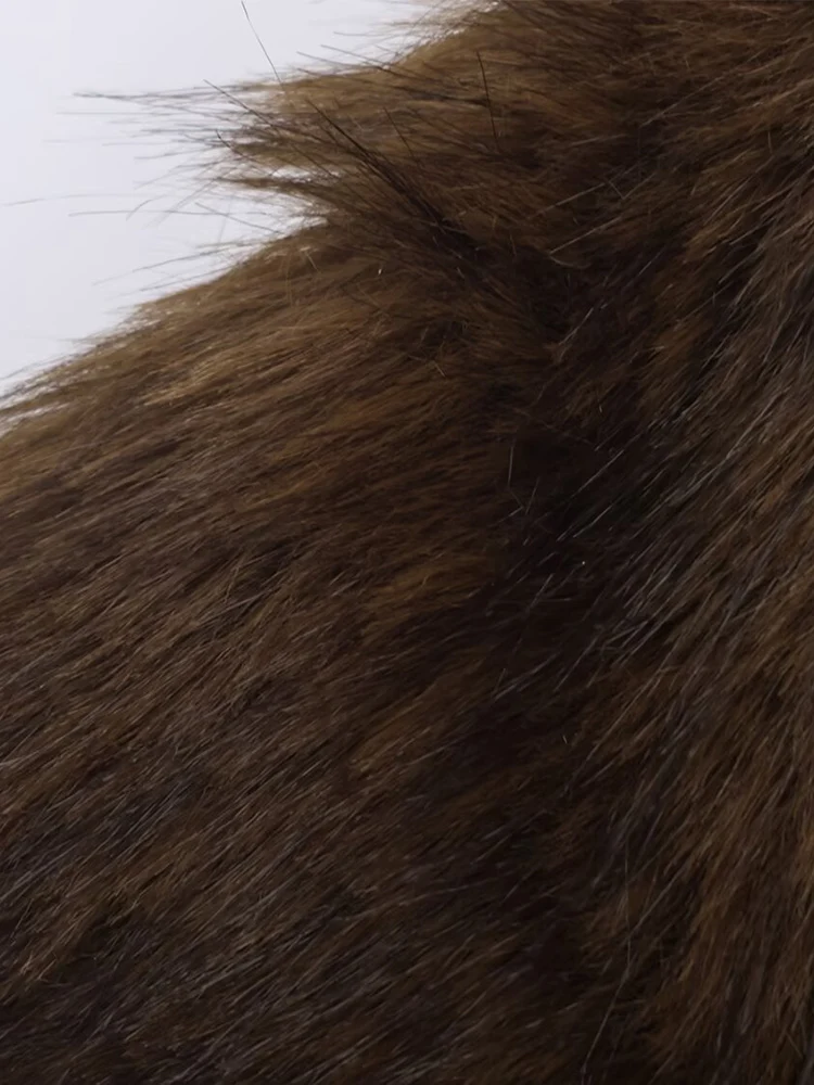 سترة نسائية جديدة على الطراز الأوروبي عصرية ومتعددة الاستخدامات ذات لون سادة على الوجهين من الفرو الصناعي. #5