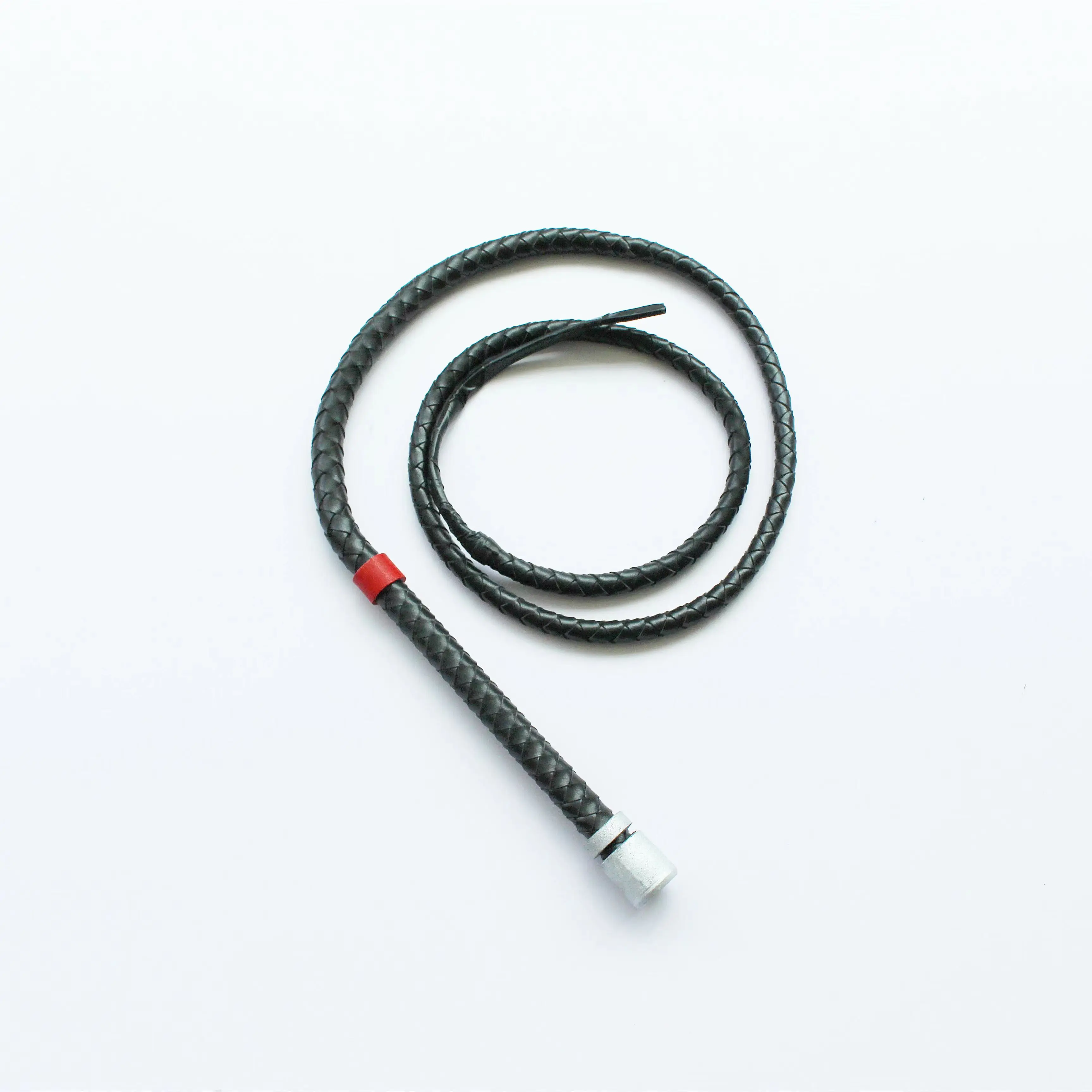 Anime Spiel Identität V Survivor Leder Peitsche Waffe Cosplay Prop Home Wand Dekor für Männer Junge Spielzeug Halloween Weihnachten Geschenk Heißer