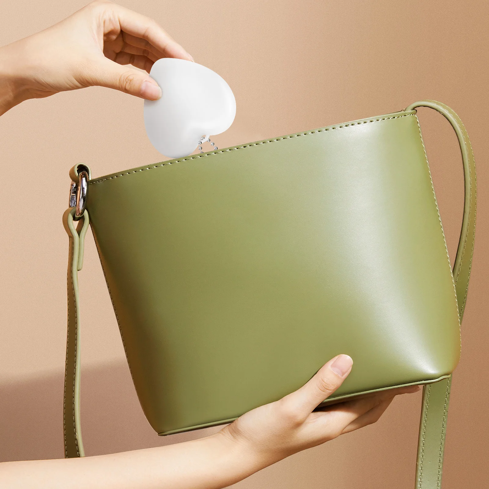 コンパクトなハート型 LED 財布ライト タッチ起動ハンドバッグライト ポータブルバッグランプ 女性用 夜間使用 財布アクセサリー