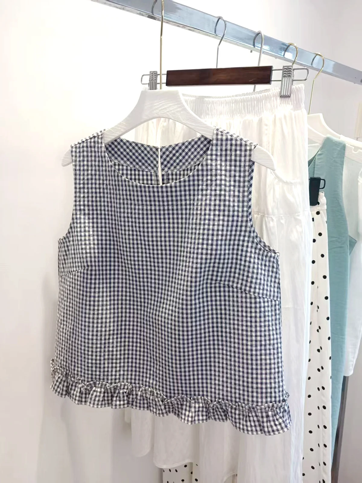 

Summer Plaid ort Svel round Ne irt Korean Sle Wooden Artistic Small Size Women's Casual Faion irt