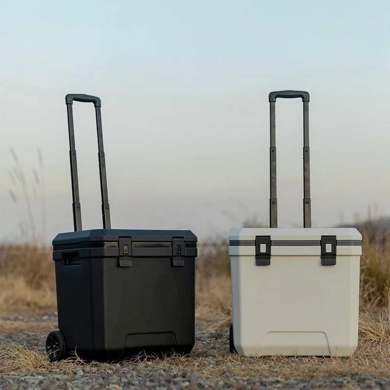 Insulation box comes with tie rod wheels, home car outdoor small refrigerator, portable cold and fresh fishing box
