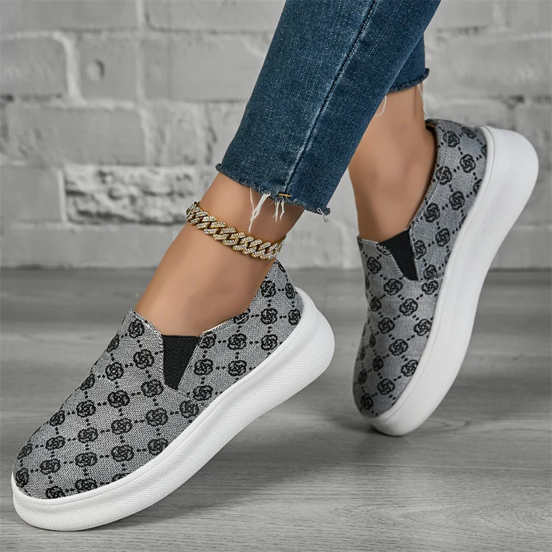 Hot Selling Luxury Men Canvas Loafers Breathable Men's Slip-on Shoes Lightweight Casual Shoes for Men Women chaussure hommes