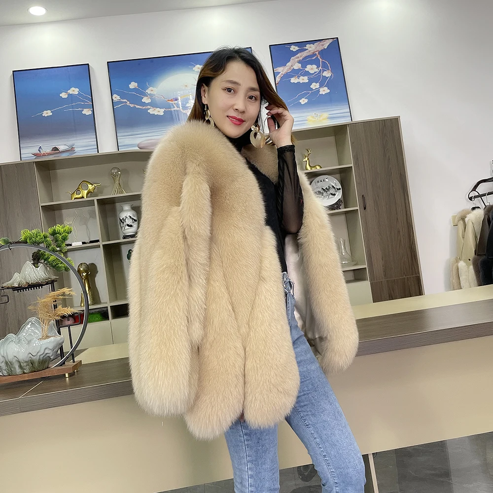 Hot selling new imported Finnish blue fox long-sleeved jacket V-neck mid-length fur drop classic style fox fur jacket