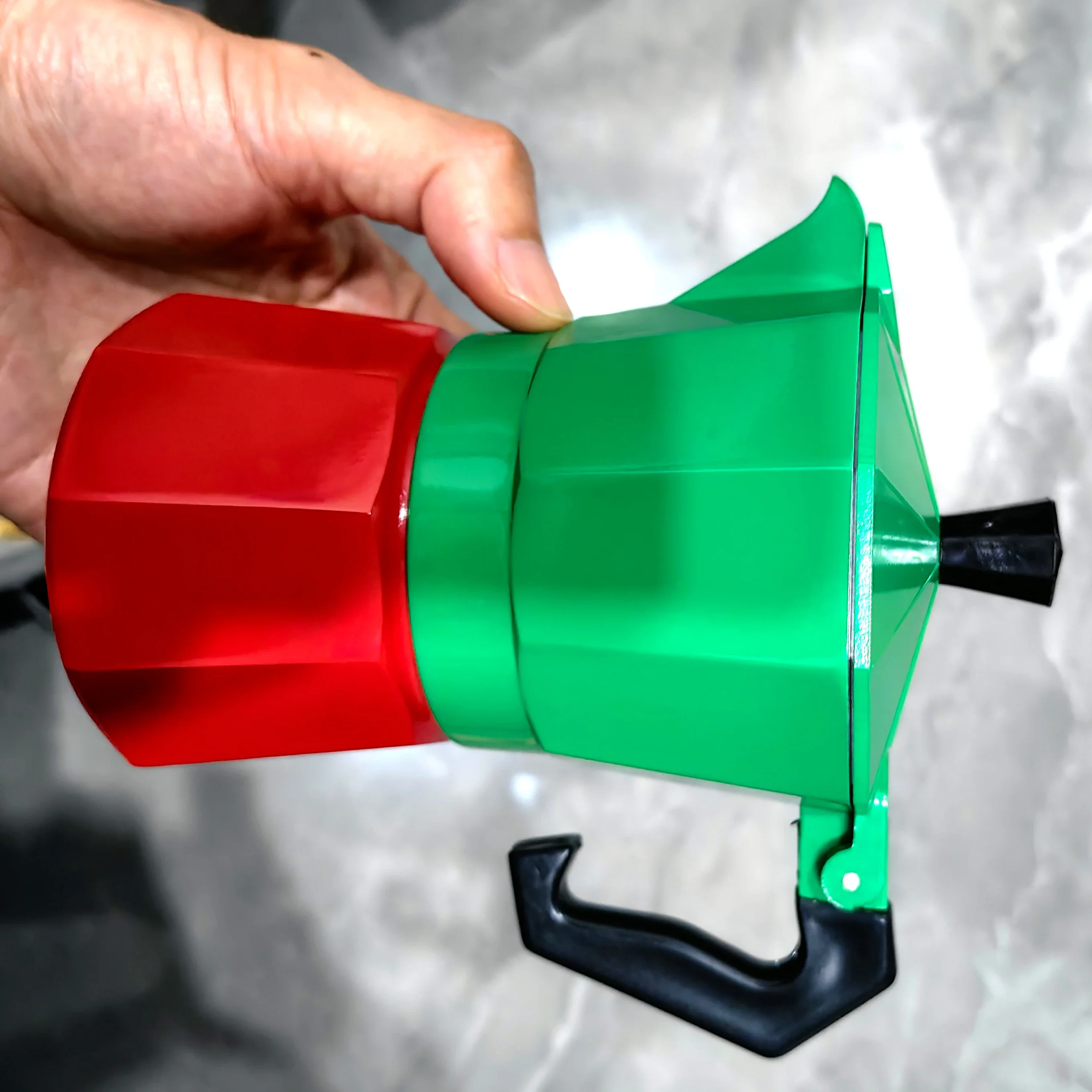 Classic Italian Moka Coffee Maker Moka Pot Espresso Maker Mocha Pot Thickened Cafe Tools Moka Coffee Pot 150ml and 300ml