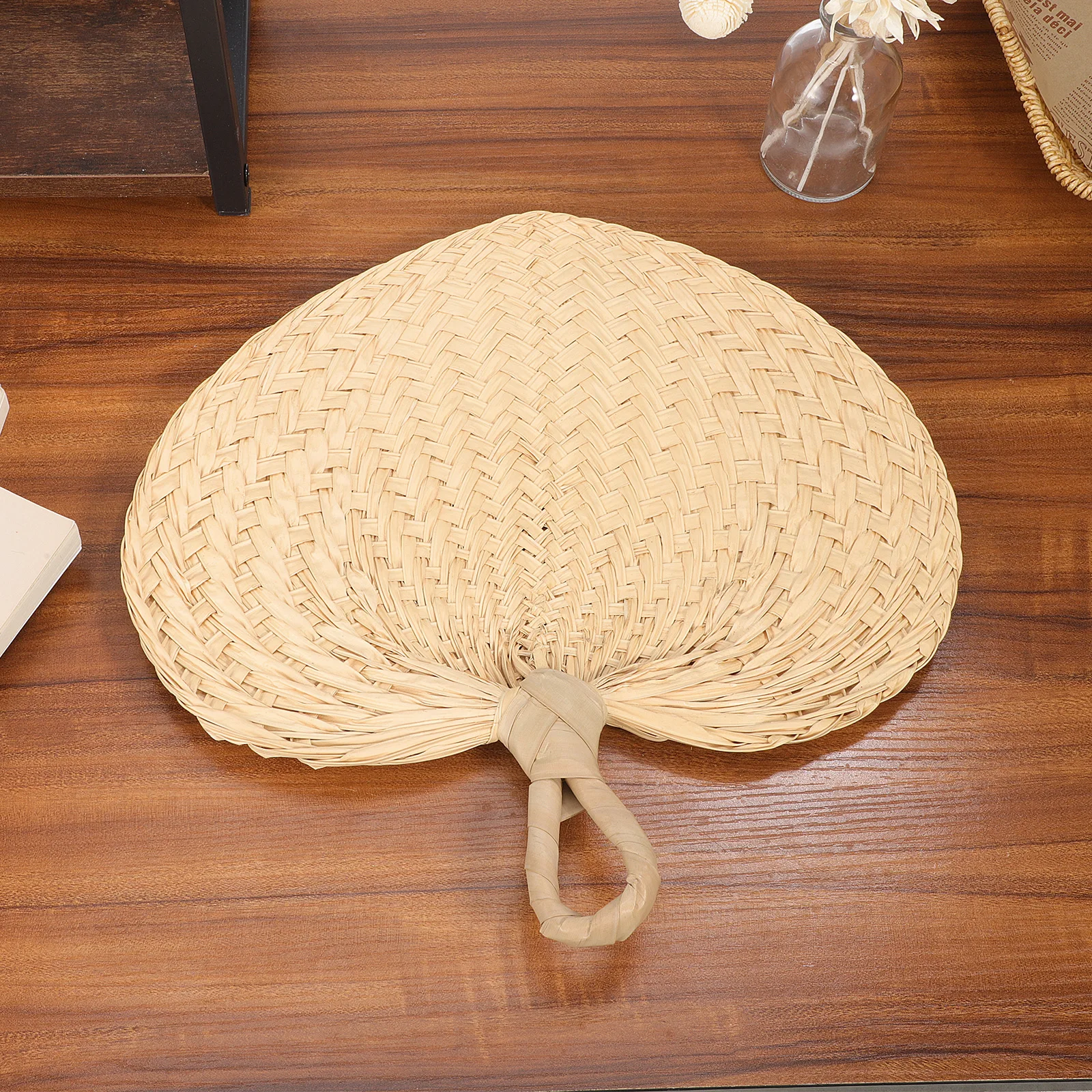 

Portable Straw Fan Natural Grass Woven Handheld Cattail Leaf Cooling Summer Home Outdoor Walk Lightweight Durable Handmade