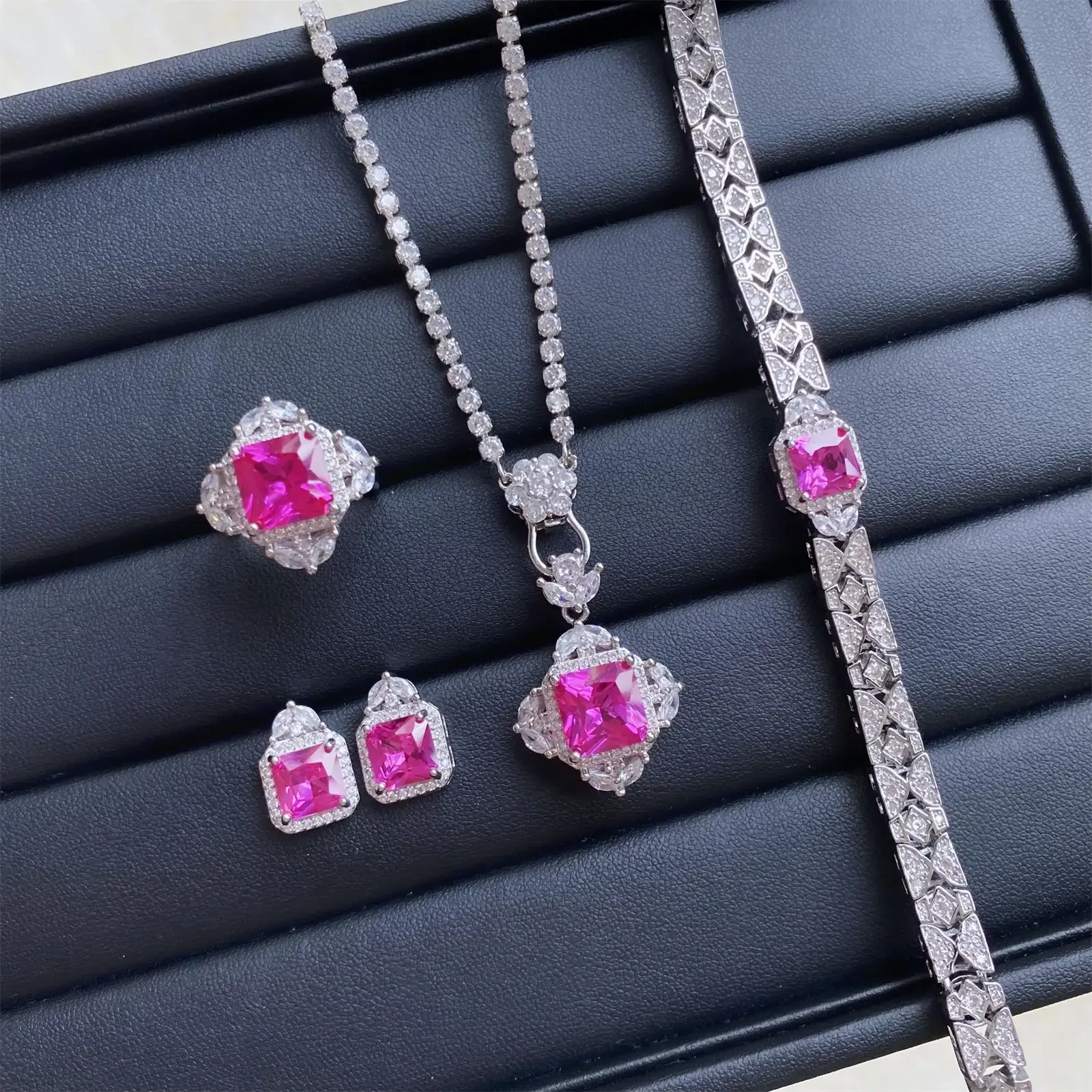 

Flower Lab Ruby Diamond Jewelry set 925 Sterling Silver Engagement Wedding Rings Earrings Necklace Bracelet For Women Gift