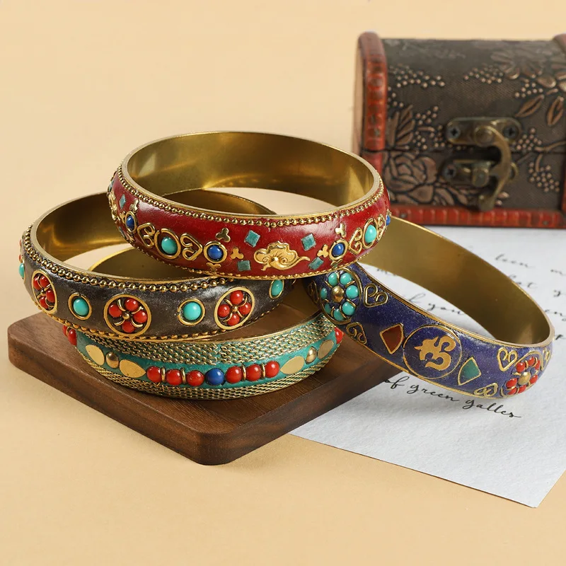 Tibetan Style Vintage Pure Copper Bangles Inlay Turquoise Handmade Ethnic Bracelet for Men Women Mystical Nepalese Accessories