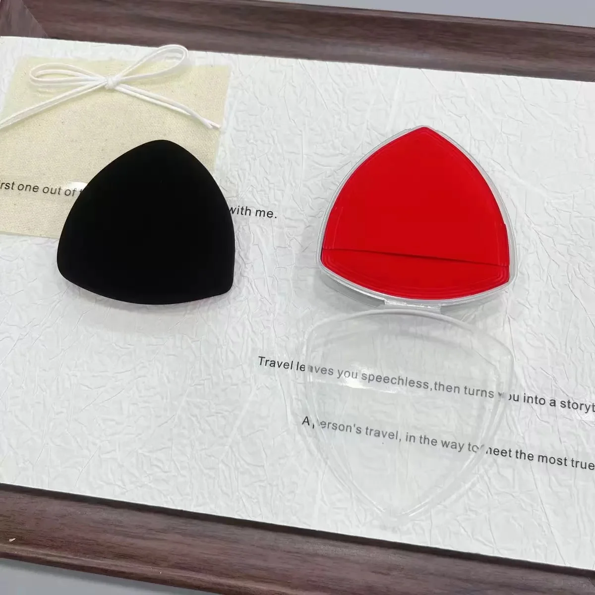 Puder do twarzy Red Shield Milk Skin Powder Puff 4T, pogrubiony, wysokiej jakości puder kosmetyczny RUBYCELL do stosowania na sucho i na mokro, z pudełkiem.