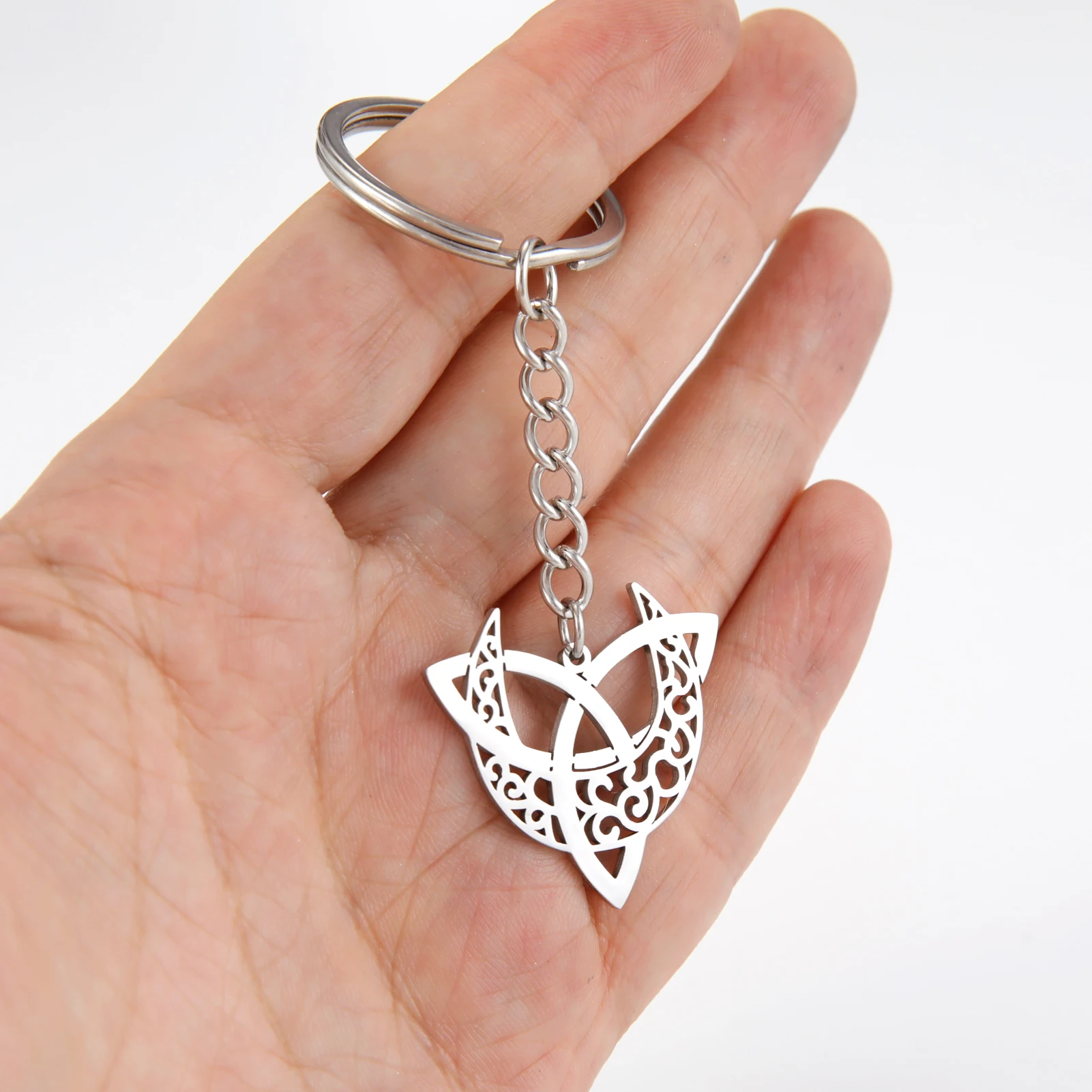 Unift Triskelion Witch Knot Keychain Keyring Key Chain Stainless Steel Wicca Celtics Knot Jewelry Unisex Bag Accessories