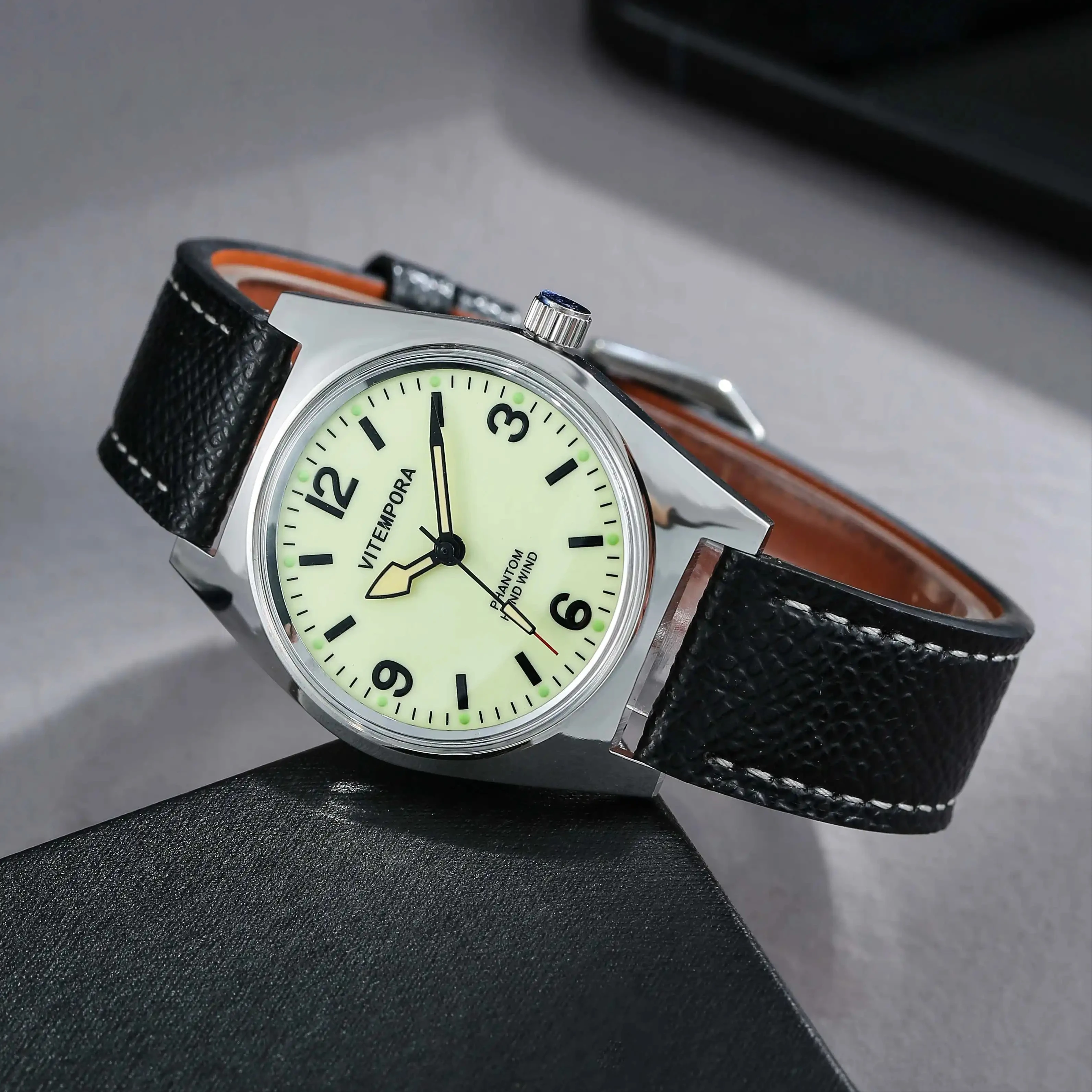 Men's Retro Military Manual Mechanical Wristwatch 36mm Leather Band Gift for Watch Collectors Enthusiasts Daily Office Wear