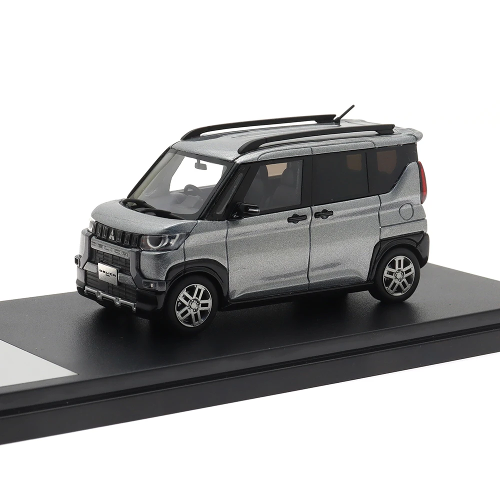 Hi-Story 1/43 Car Model (DELICA MINI 2003) Refined Resin Car Static Simulation Vehicles Collectible Decora Gift Ornamens