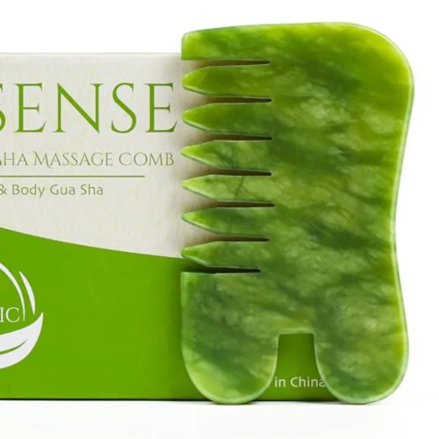 

Gua Sa Comb Tool, Green Jade Stone Scalp Mas Comb, Facial GuaSa Tool Lt and Puffin, Jade Gua Sa Scra Terapy Masr Full Body