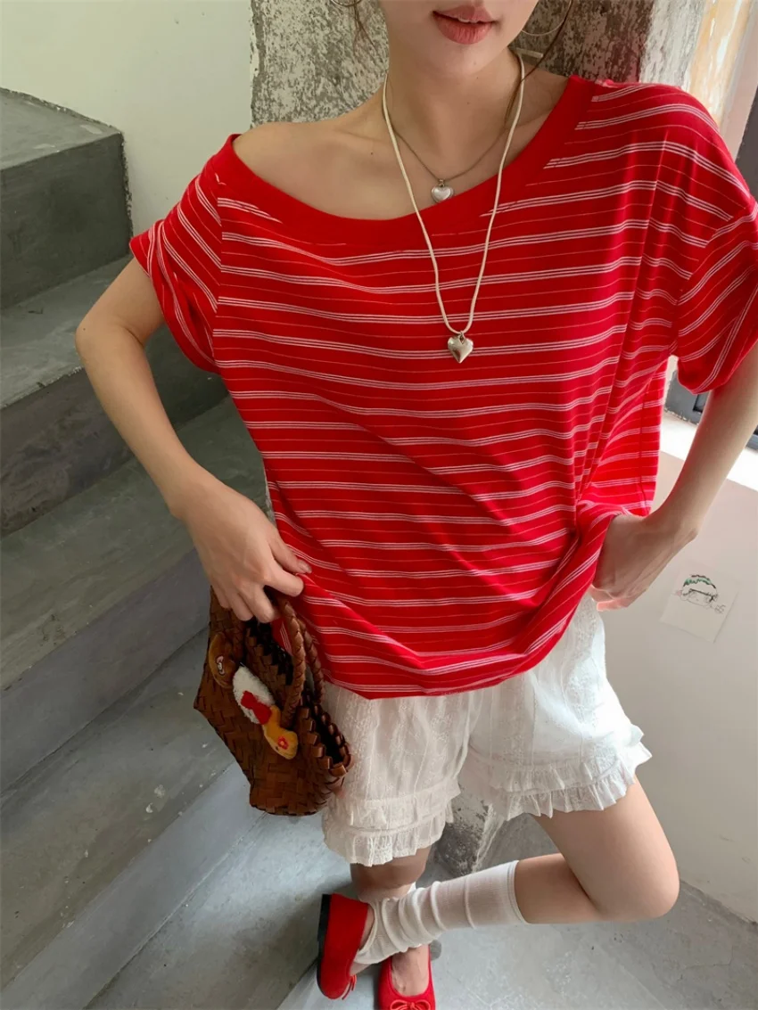 

Alien Kitty Red T-Shirts Women Skew Collar New Casual Summer Tees Slim Fashion Mujer 2025 Daily Stripes High Street Loose