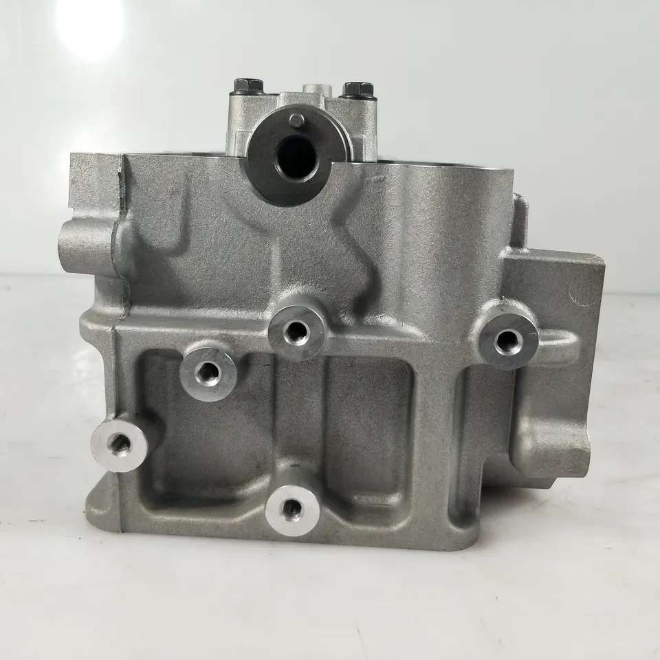 

ME202621 4M40 головка блока цилиндров Compleye в сборе для двигателя Montero GLX/GLS Pajero Canter 4M40 2,8D с распределительным валом и клапаном