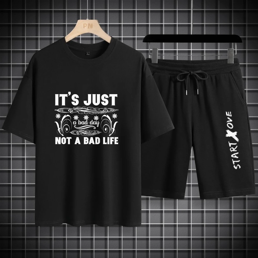 

Лето 2025 г., легкие тонкие мужские полиэстеровые мужские спортивные футболки с принтами граффити и шорты, повседневный комплект, удобные костюмы