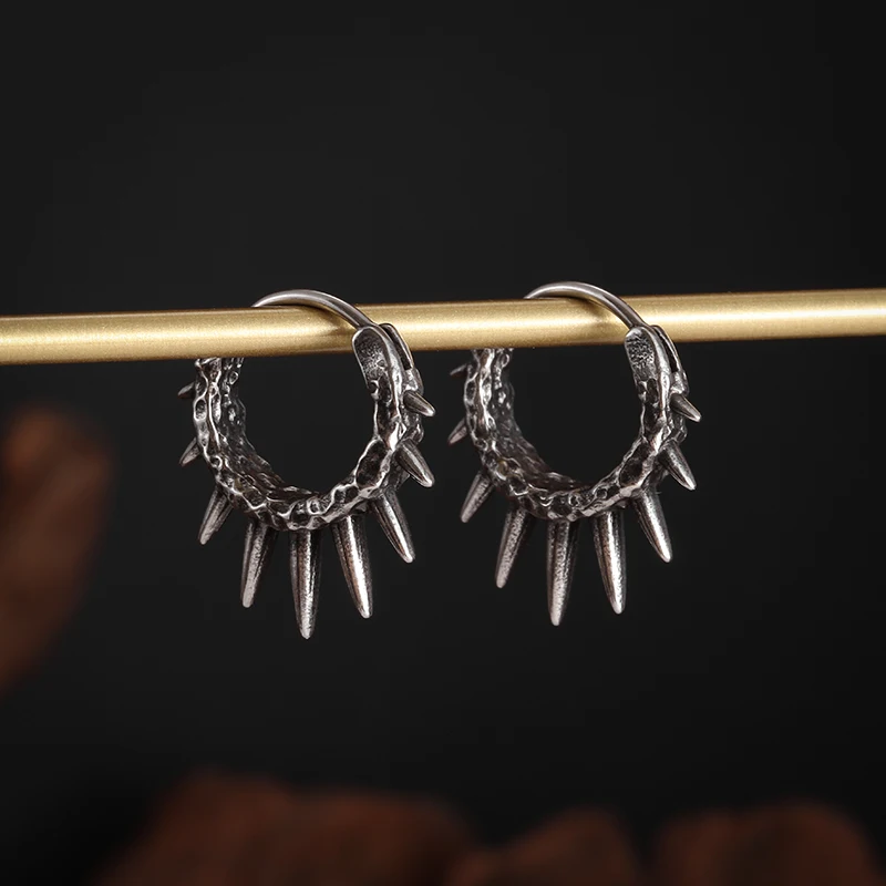 Small Punk Style Spiked Hoop Earrings for Men Women Nickel Free Hypoallergenic Gothic Skull Skull Large Hoop Earrings