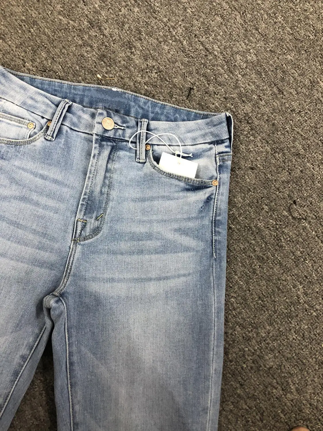 Jeans Wanita Pinggang Tinggi Lubang Jeans Panjang Pergelangan Kaki Wanita Liar Kasual Celana Demin Lurus Ramping