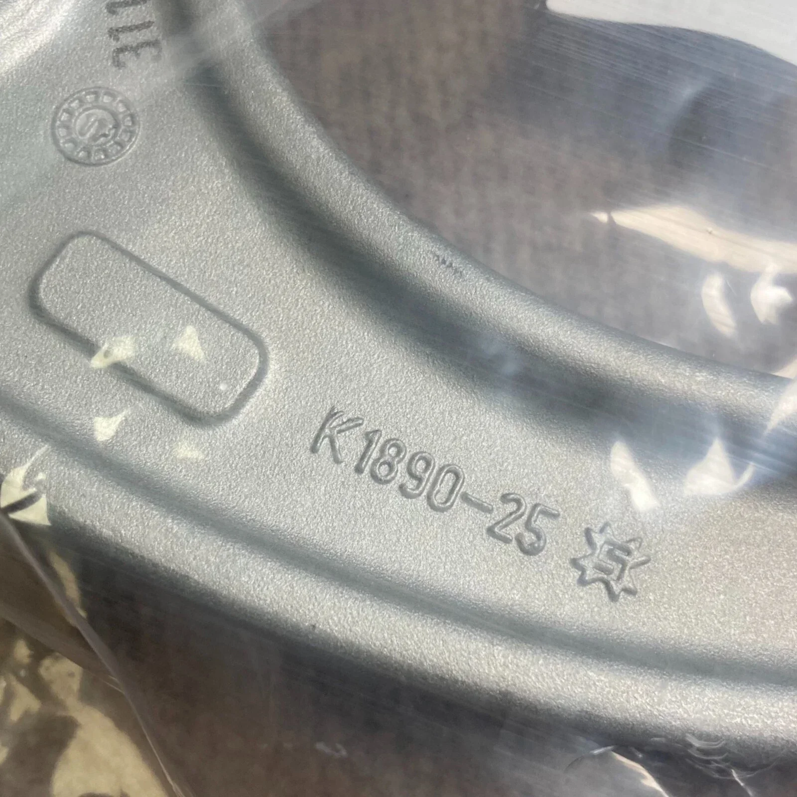 

2X OEM Lemförder Front Upper control arms For BMW F10 F13 F01 F06 535 528 640 630 740