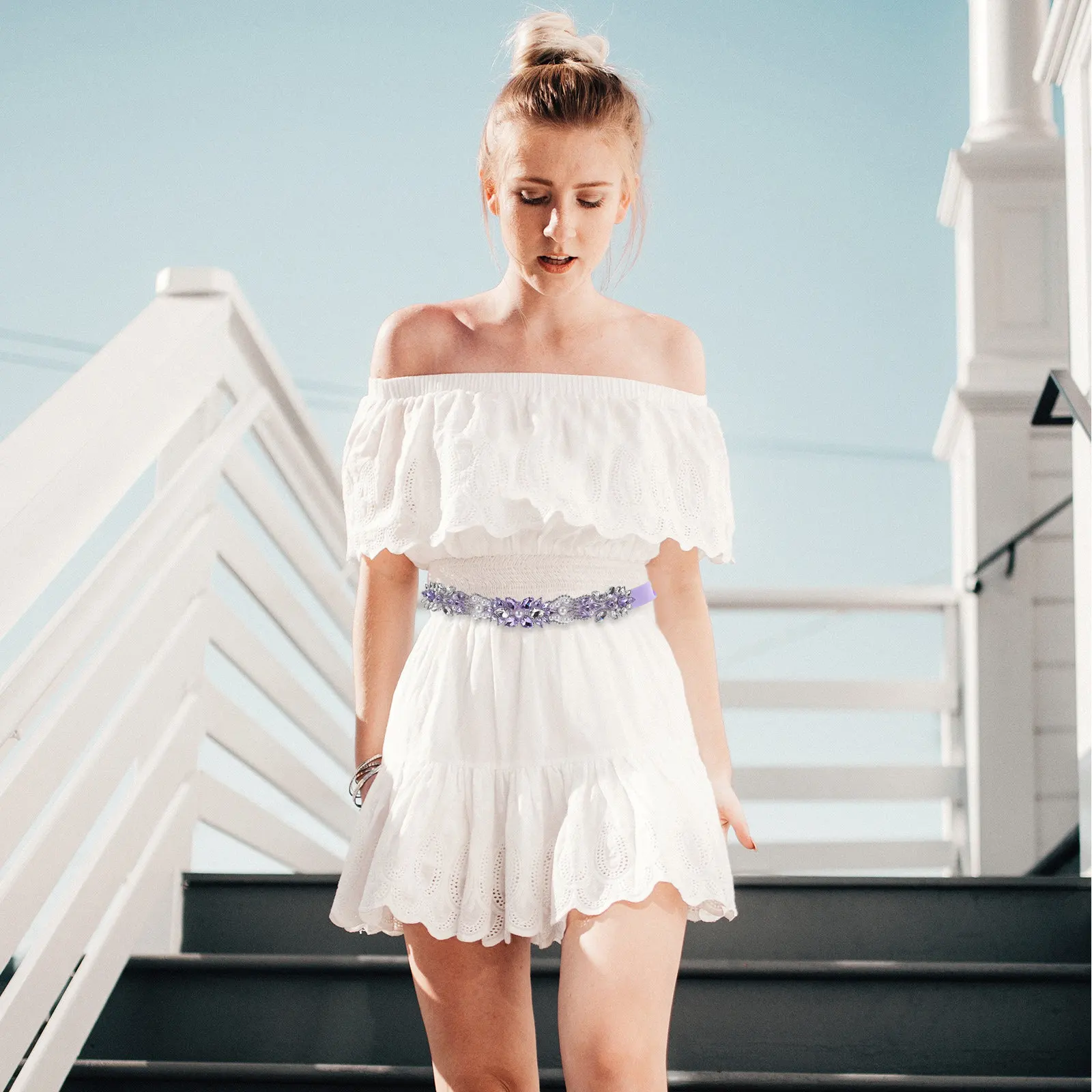 パープルクリスタルラインストーンウエストベルトエレガントな装飾ドレスベルト女性用ブライダルウェディングパーティーフォーマルウェアキラキラ