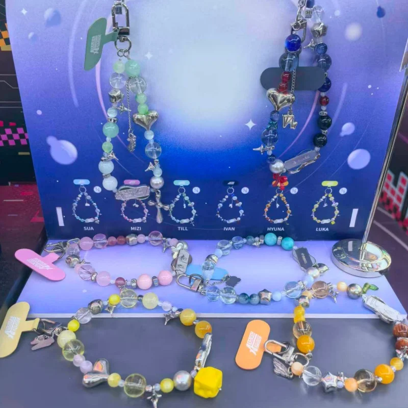 

Новая распродажа, оригинальная в наличии Alien Stage Rabbit Series, ремешок для телефона, слепая коробка, подвеска для телефона, украшение, милые игрушки, подарки на день рождения для девочек