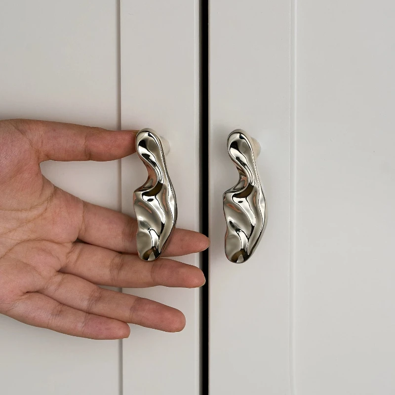 2pcs French Style Light Luxury Nickel Silver Handle Modern Minimalist Wardrobe Door Drawer Cabinet Furniture Single Hole Handle