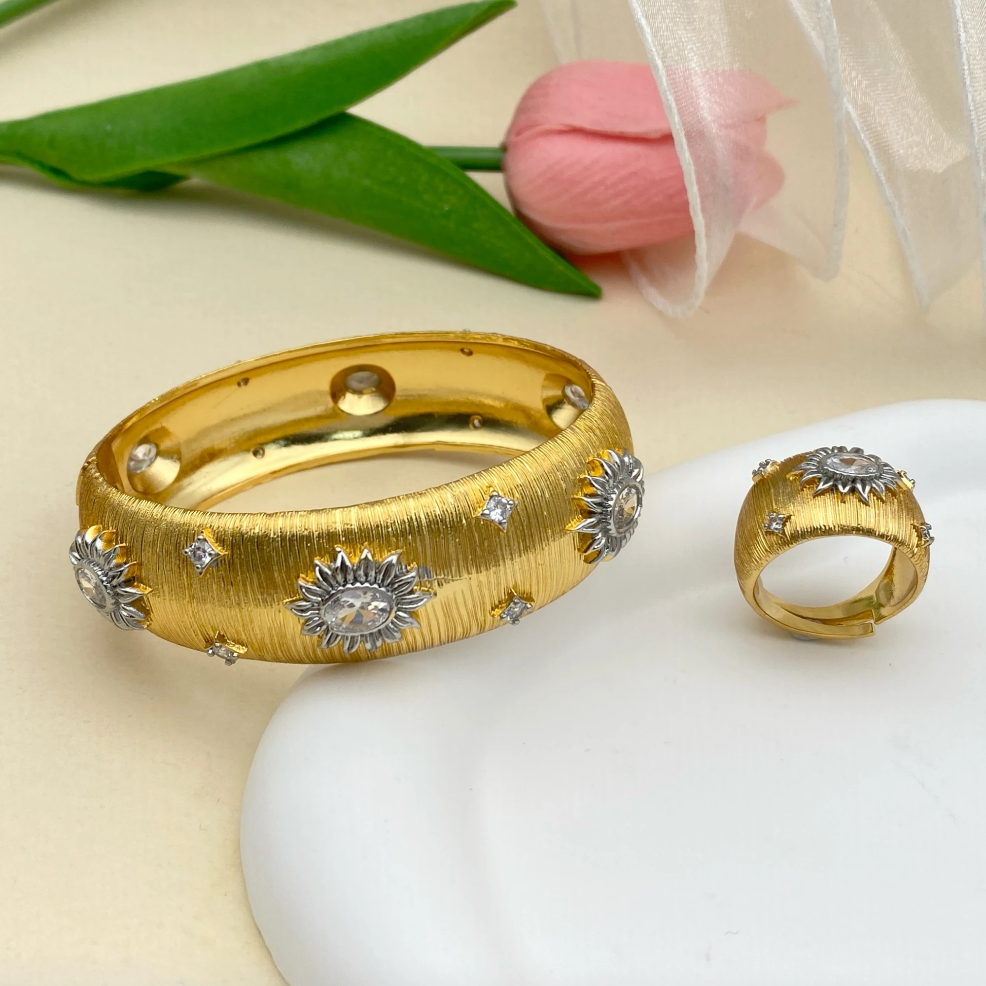 

Bracelet Jewelr Sparkling Square Zircon Inlay Minimalist Luxury for Daily Wear Perfect Birthday Anniversary Gift