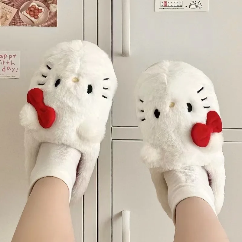 Sanrio Kawaii klapki pluszowe Hello Kittys Cute studentki jesienno-zimowa miękka wyściólka pluszowa sypialnia Aldult buty dziewczęce bożonarodzeniowe