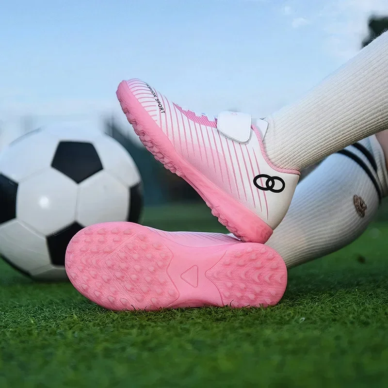 Marca de moda crianças futsal tênis profissional indoor turf sapatos de futebol tamanho 29-39 formadores de futebol crianças chuteira sociedade