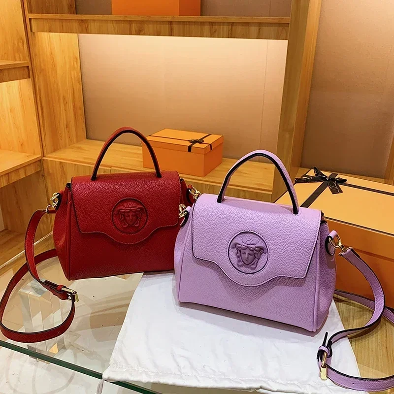 2025 럭셔리 고급 가죽 메신저 백 크로스바디 백 여성용 빈티지 스타일 대용량 솔리드 컬러