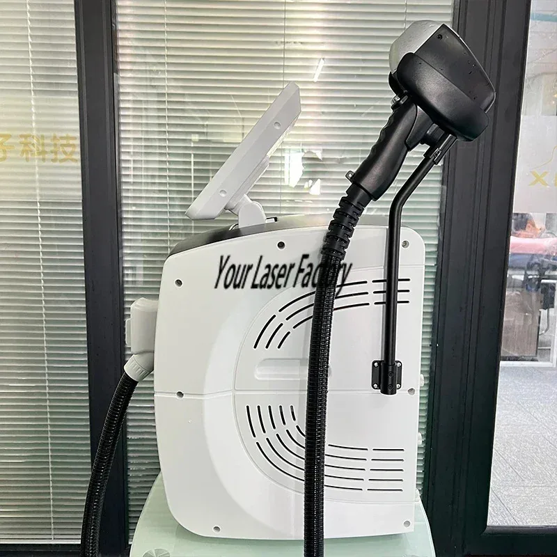 808nm أليساندريت المهنية ديود الجليد التيتانيوم آلة إزالة شعر الجسم بالليزر 3 موجة جهاز دائم CE امرأة 3000 واط