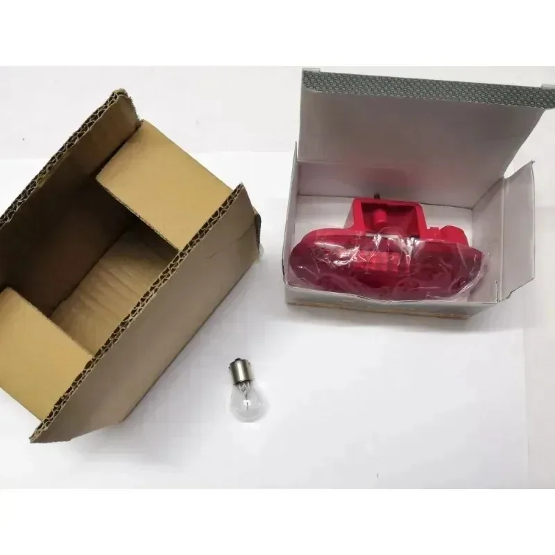 1PCS Car Rear High Level 3rd Brake Stop Light for Renault Trafic II Opel Vivaro Nissan Interstar 8200209522 8200040732