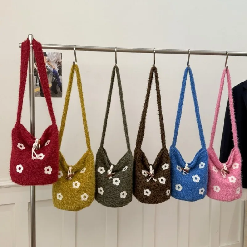 

Stylish Timeless Diaper Bag One Shoulder Mom Road Trip Baby Care Exquisite Charming Dainty Elegant Organized Functional 2025