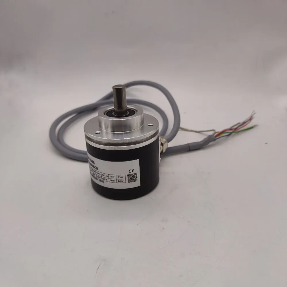 CALT Digitale SSI Grijs Code 13bit Multi Turn Absolute Rotary Encoder 10mm As 10-30V DC