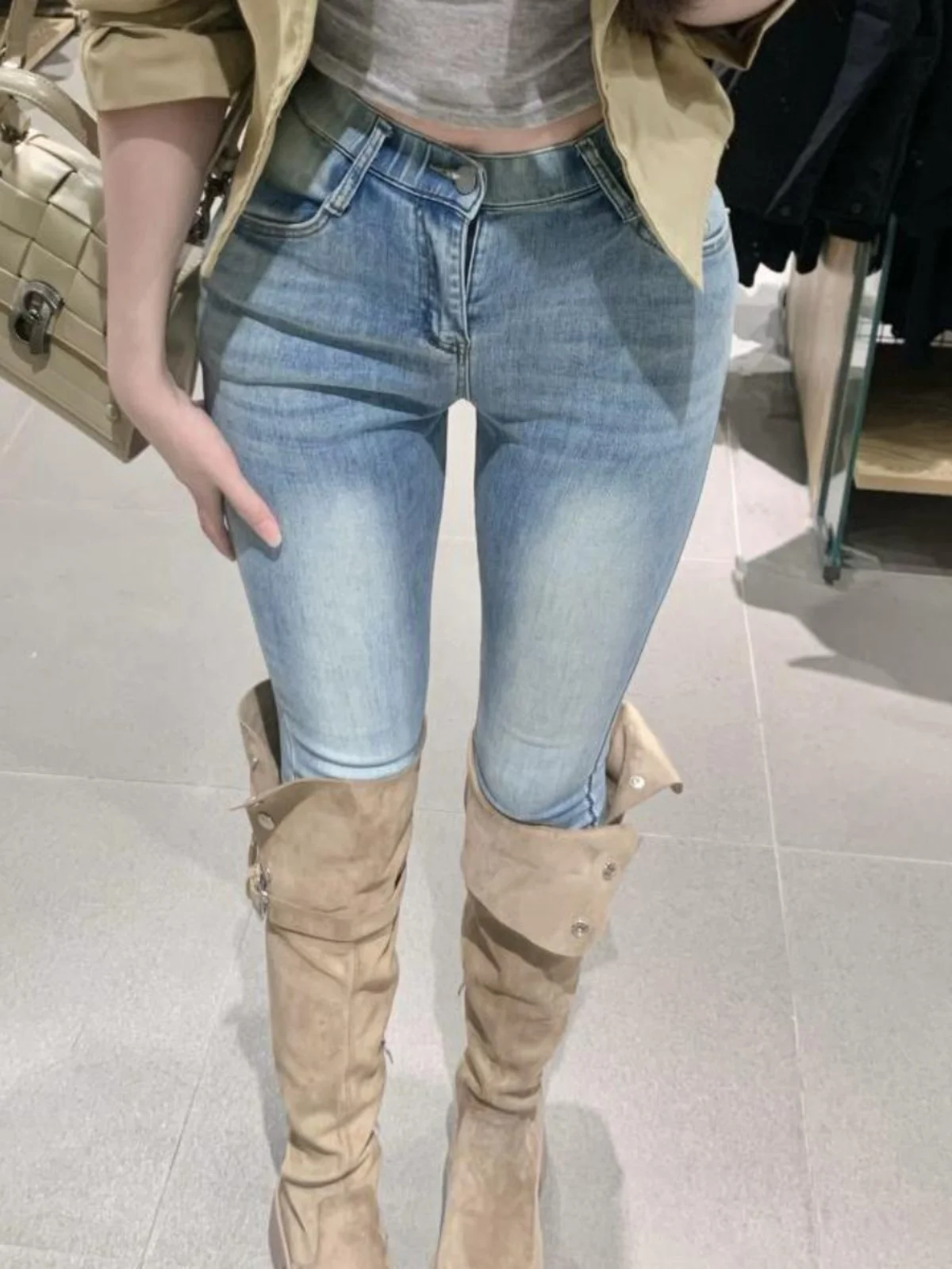 Spring New Style High Waist Washed Light Blue Slim Fit Jeans Enhance Hip Shape Nine Points Pants Women's Casual Cotton Stretc...