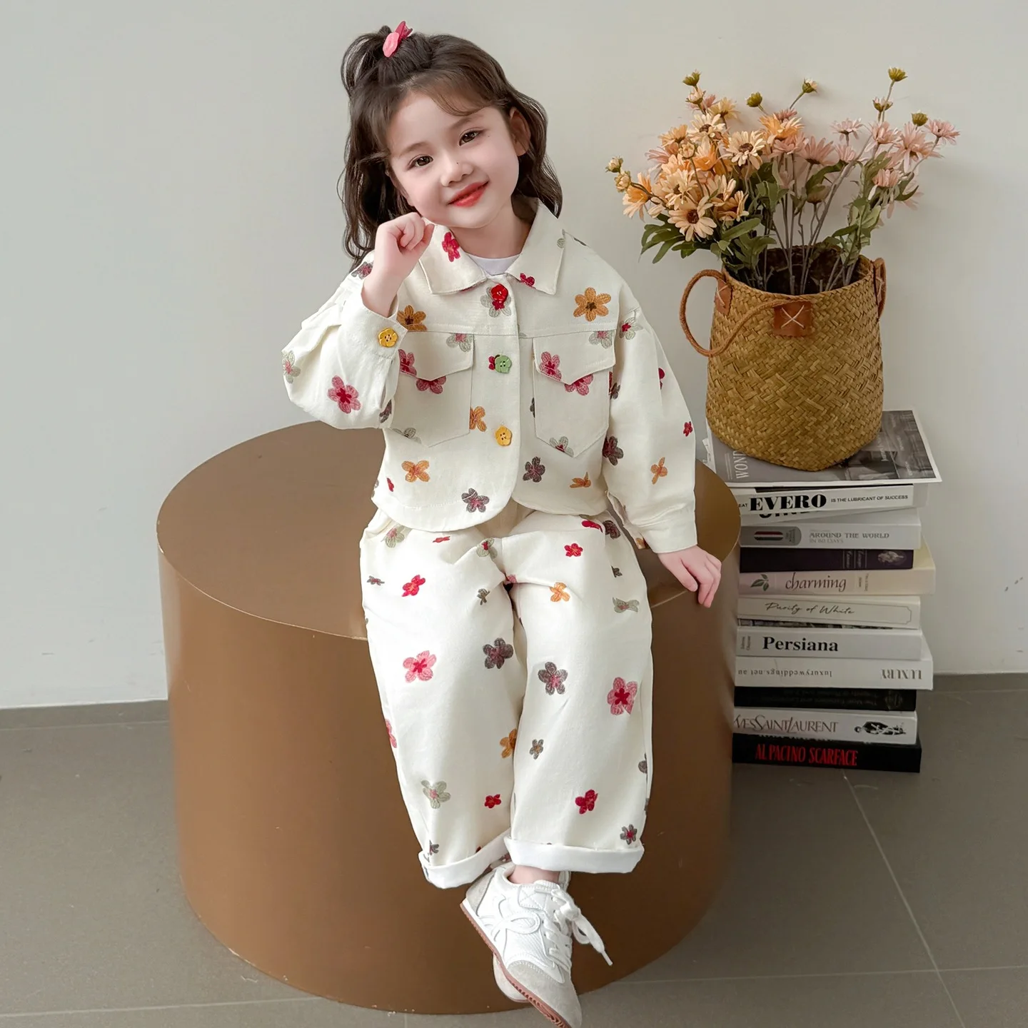 Korean Version Beige Autumn Girls' Clothing Spring Floral Print Long Sleeved Lapel Jacket Top and Pants Children's Casual Wear