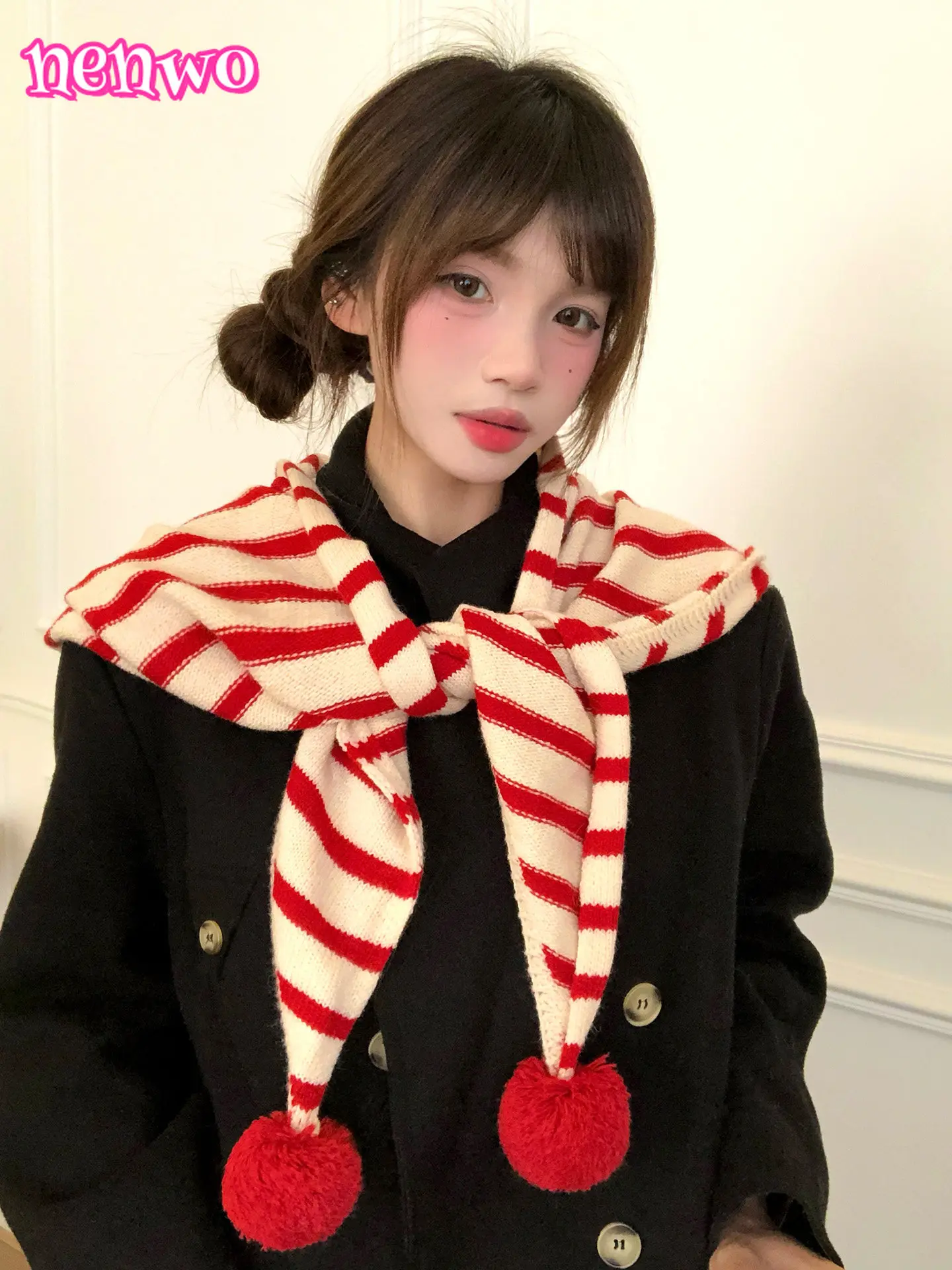 

Женский полосатый треугольный шарф с помпоном в корейском стиле: осенне-зимняя теплая универсальная вязаная теплая декоративная шаль