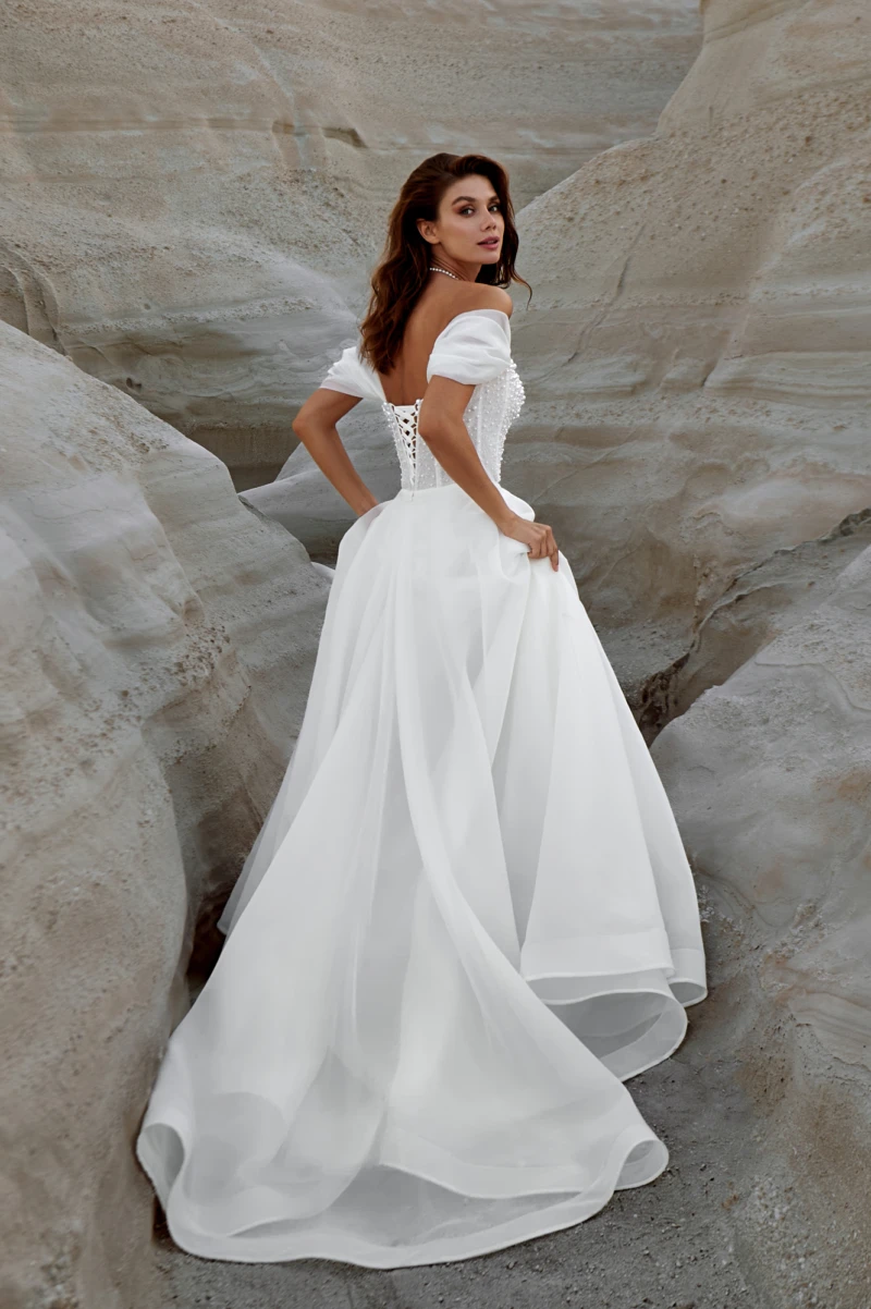 Robe de Mariée en Satin Élégante à Manches Courtes avec Perles, Ligne A, Magnifique, Personnalisée sur Mesure, Superbe Mariée, Tout en Satin Doux