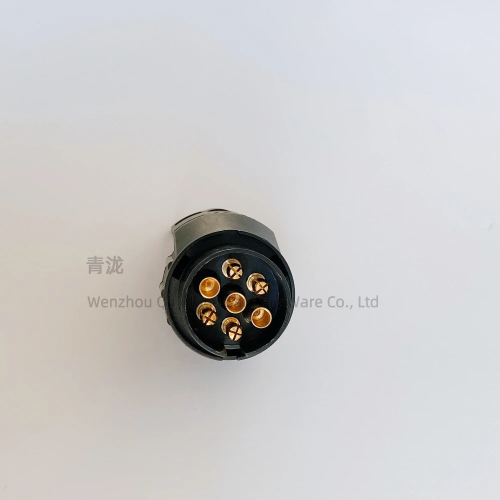 

02DE 12V 7 Pin To 13 Pin Plug Trailer Connector Towbar Towing Waterproof Socket Connector Adapter Car Truck Accessory