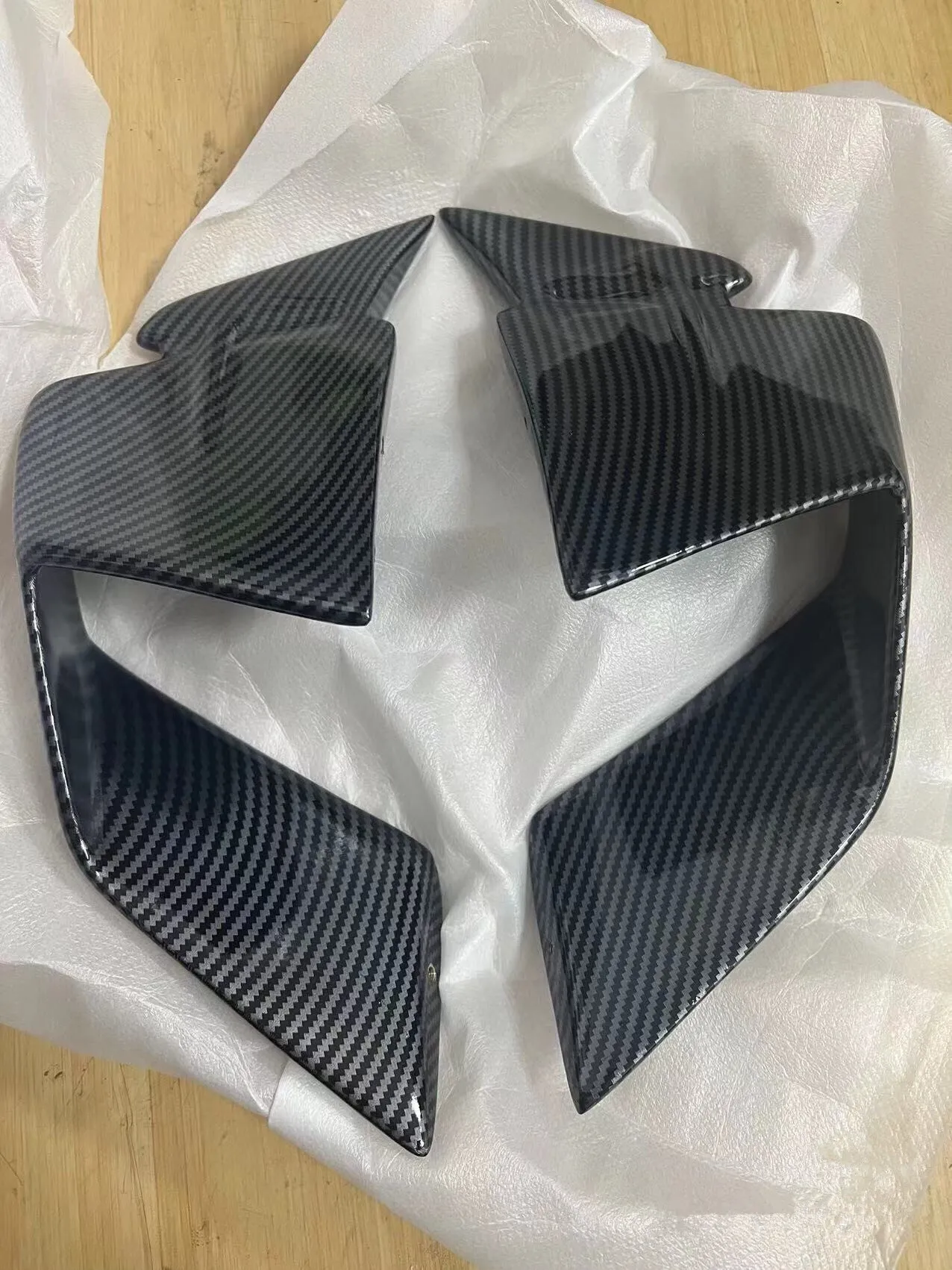 Motorcycle Fixed Wind Wing Is Suitable for S1000Rr S1000Rrm 2019-2023 Fixed Wind Wing Real Carbon Fiber Modification Accessories