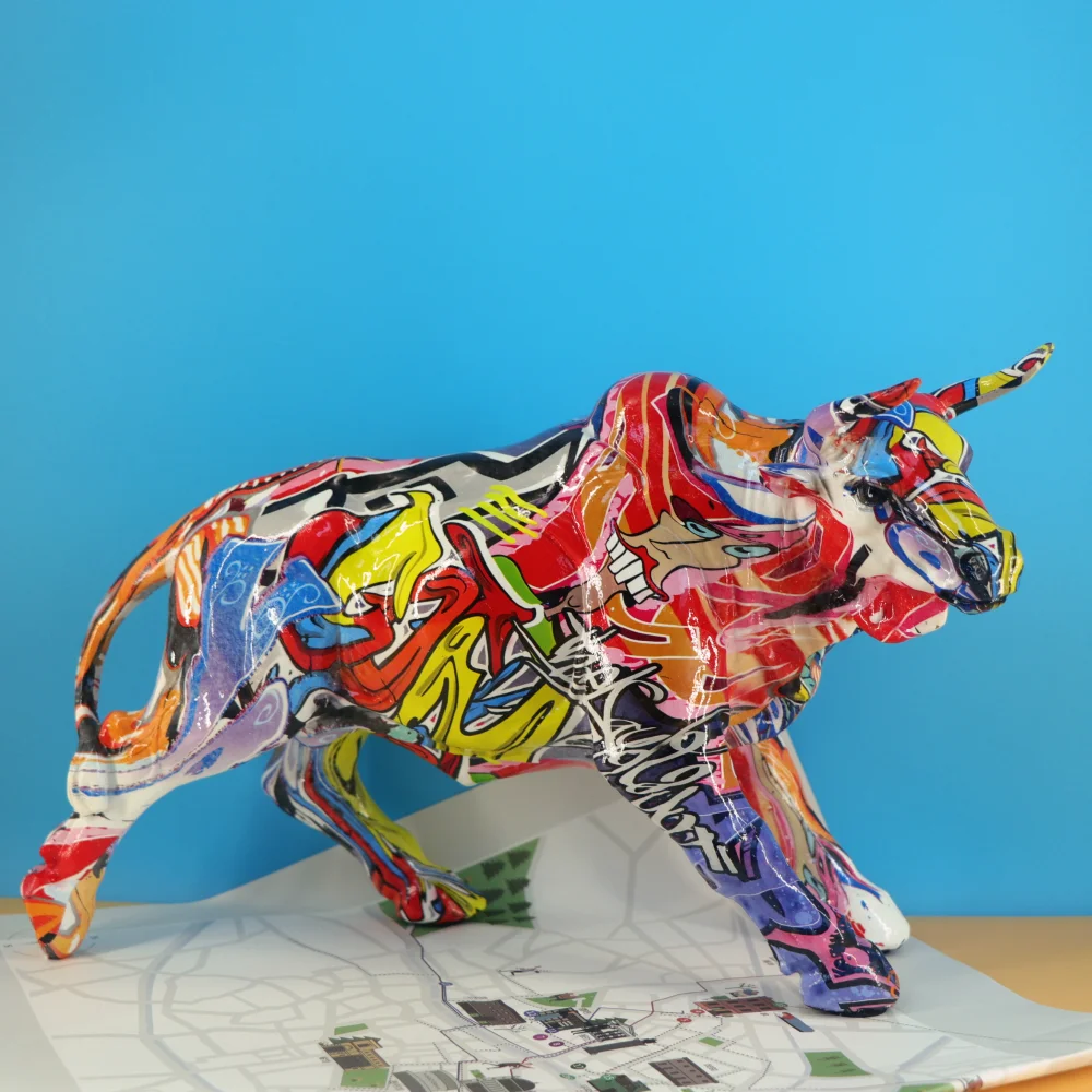

Resin Bull Statue Painted Graffiti Art OX Figurine Home Indoor Office Decoration Ornament Desktop Accessories Collections Items