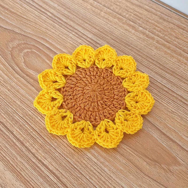 Handmade DIY Woven Wool Sunflower Cup and Dish Pad Dining Table Decoration Finished Insulation Pad